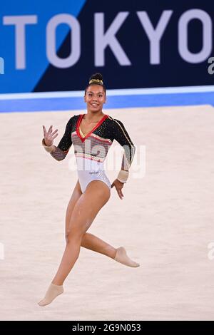 Die Belgierin Jutta Verkest zeigte sich während des Teamfinales des Kunstturnwettbewerbs am fünften Tag der Olympischen Spiele von Tokio 2020 in Aktion Stockfoto