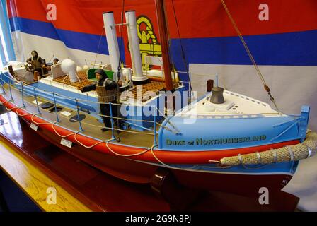 Modell des Duke of Northumberland KG Lifeboat im Maßstab 1:1 Stockfoto