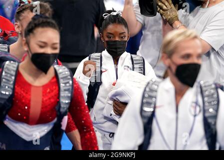Simone Biles aus den USA nach dem Finale der Frauen-Teams im Ariake Gymnastik Center am vierten Tag der Olympischen Spiele 2020 in Tokio in Japan. Bilddatum: Dienstag, 27. Juli 2021. Stockfoto