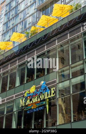 Das Margaritaville Resort Times Square ist ein Hotel von Jimmy Buffett in New York City, USA Stockfoto