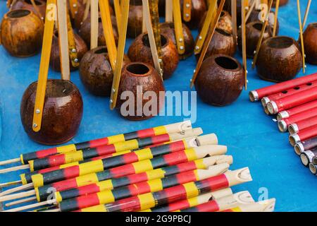Flöten und Monochorde, indische Handwerksmesse in Kalkutta