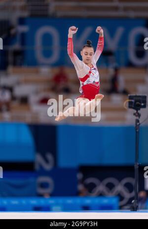 Arlake Gymnastik Center, Tokio, Japan. Juli 2021. Women Team Artistic Gymnastics, Tag 4 der Olympischen Sommerspiele 2020 in Tokio; Jessica Gadirova aus Großbritannien im Bodenrotation Credit: Action Plus Sports/Alamy Live News Stockfoto