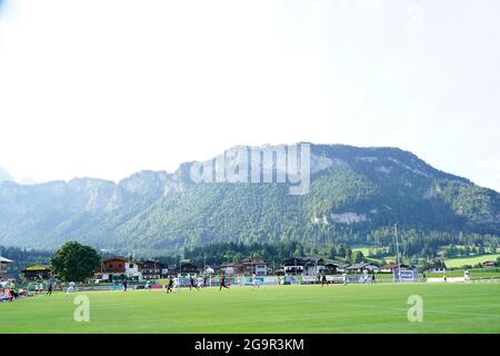 07/27/2021, Koasastadion, St. Johann, Testspiel 1.FSV FSV FSV Mainz 05 vs Gaziantep FK, in der Bildübersicht des Stadions mit den Bergen im Hintergrund. Stockfoto