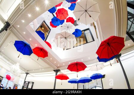 Les Parapluies de Cherbourg Manufacture, Cherbourg, Abteilung Manche, Cotentin, Normandie, Frankreich Stockfoto