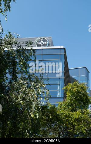 Bayer über Reading Green Park Industrial Estate Stockfoto