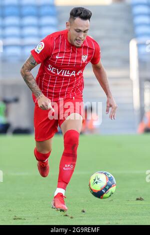 Faro, Algarve, Portugal. Juli 2021. Lucas Ocampos von Sevilla CF während des Vorsaison-Freundschaftsspiel zwischen Sevilla CF und Paris Saint Germain im Algarve-Stadion in Faro, Portugal. (Bild: © Jose Luis Contreras/DAX via ZUMA Press Wire) Stockfoto