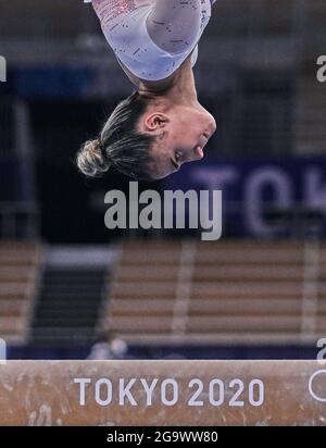 Ariake Gymnastik Center, Tokio, Japan. Juli 2021. Amelie Morgan aus Großbritannien während der Qualifikation der Frauen im Kunstturnen bei den Olympischen Spielen im Ariake Gymnastik Center, Tokio, Japan. Kim Price/CSM/Alamy Live News Stockfoto