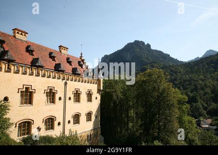 Im Vordergrund die Schlösser Neuschwannstein und Hohenschwangau Stockfoto