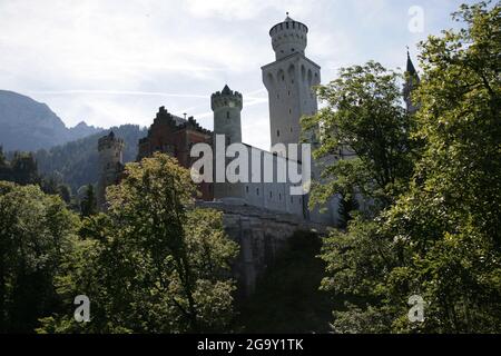 Im Vordergrund die Schlösser Neuschwannstein und Hohenschwangau Stockfoto