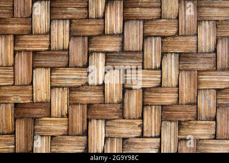 Geschlossen bis brauner Farbe wicker strukturierten Hintergrund Stockfoto