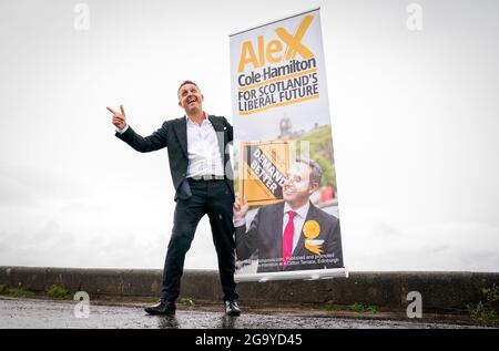 Alex Cole-Hamilton, MSP für Edinburgh West, gibt seinen Antrag bekannt, der nächste Vorsitzende der schottischen Liberaldemokraten im Boardwalk Beach Club in Edinburgh zu werden. Bilddatum: Mittwoch, 28. Juli 2021. Stockfoto