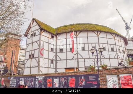 Shakespeare's Globe, Theaterfassade, London, Großbritannien 2021. Stockfoto