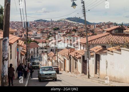 SUCRE, BOLIVIEN - 21. APRIL 2015: Luftaufnahme von Sucre, Bolivien Stockfoto