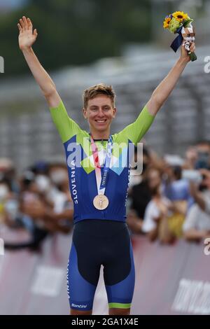 Tokio, Japan. Juli 2021. Podium Tadej POGACOR (SLO) 3. Bronzemedaille während der Olympischen Spiele Tokio 2020, Radrennen Männer am 24. Juli 2021 auf dem Fuji International Speedway in Oyama, Japan - Foto Kishimoto/DPPI/LiveMedia Kredit: Unabhängige Fotoagentur/Alamy Live News Stockfoto