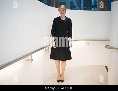 Amanda Pritchard bei einem Besuch im University College Hospital London, nach der Ankündigung ihrer Ernennung zur neuen Geschäftsführerin des NHS in England. Bilddatum: Mittwoch, 28. Juli 2021. Stockfoto