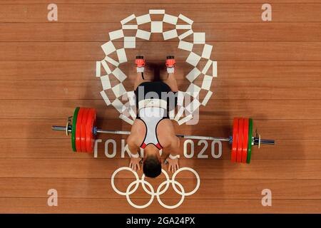 Tokio, Japan. Juli 2021. Miyamoto Masanori aus Japan reagiert am 28. Juli 2021 während des 73-kg-Gewichtheben-Finales der Männer bei den Olympischen Spielen 2020 in Tokio, Japan. Quelle: Xu Zijian/Xinhua/Alamy Live News Stockfoto