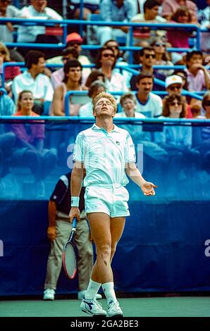 Boris Becker (GER) gewinnt die Meisterschaft bei den US Open Tennis 1989. Stockfoto