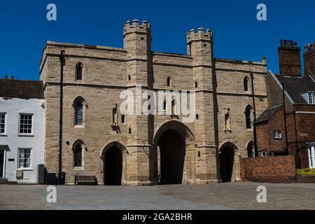 Exchequs Gate zwischen dem Schloss und der Kathedrale in der Stadt Lincoln, aufgenommen am 16. Juni 2021. Stockfoto