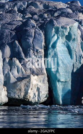 Eisdetails des Gletschers in Crocker Bay; Nunavut, Kanada Stockfoto