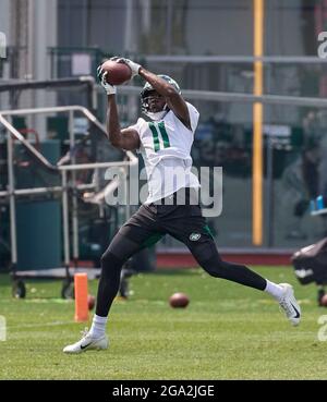 Florham Park, New Jersey, USA. Juli 2021. Denzel Mims (11), Empfänger von New York Jets, nimmt an einer Übung während des morgendlichen Trainingslagers im Atlantic Health Jets Training Center, Florham Park, New Jersey, Teil. Duncan Williams/CSM/Alamy Live News Stockfoto