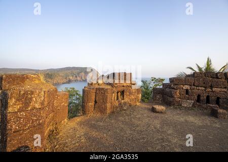 Küstenansicht von den Wällen, Cabo de Rama Fort, South Goa, Indien; Cabo de Rama, Goa, Indien Stockfoto