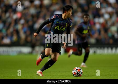 28. Juli 2021; Stadium MK, Milton Keynes, Buckinghamshire, England; Vor der Saison freundlicher Fußball, Milton Keynes Dons gegen Tottenham Hotspur; Son Heung-Min von Tottenham Hotspur Stockfoto