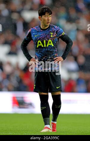 28. Juli 2021; Stadium MK, Milton Keynes, Buckinghamshire, England; Vor der Saison freundlicher Fußball, Milton Keynes Dons gegen Tottenham Hotspur; Son Heung-Min von Tottenham Hotspur Stockfoto