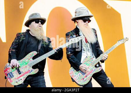 Clisson Juni 2019 Dusty Hill spielt beim Hellfest Festival Billy Gibbons und Frank Beard ( ZZ Top ) Jubiläumstour © Andrea Ripamonti / Alamy Stockfoto