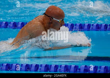 Tokio, Kanto, Japan. Juli 2021. Matti Mattsson (FIN) tritt bei den Olympischen Sommerspielen 2020 in Tokio im Tokyo Aquatics Center beim 200-m-Brustschlagungsfinale der Männer an. (Bild: © David McIntyre/ZUMA Press Wire) Stockfoto