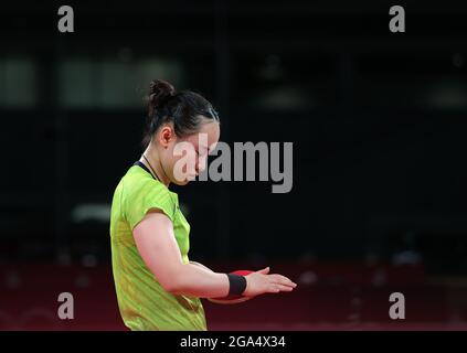Tokio, Japan. Juli 2021. ITO Mima aus Japan reagiert während des Halbfinales der Frauen im Tischtennis bei den Olympischen Spielen 2020 in Tokio, Japan, am 29. Juli 2021. Quelle: Wang Dongzhen/Xinhua/Alamy Live News Stockfoto