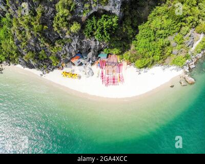 Schöne Bai TU Long Bay in der Provinz Quang Ninh Nordvietnam Stockfoto