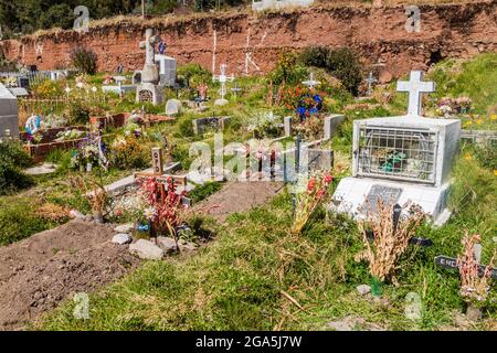 COPABA, BOLIVIEN - 13. MAI 2015: Friedhof in Copaba, Bolivien. Stockfoto