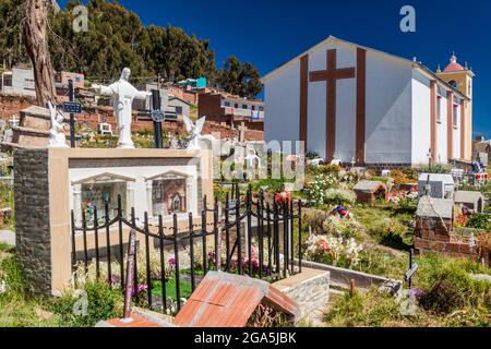 COPABA, BOLIVIEN - 13. MAI 2015: Friedhof in Copaba, Bolivien. Stockfoto