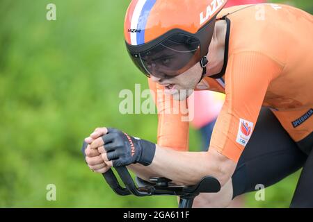 Oyama, Japan. Juli 2021. Radfahren: Olympiade, Oyama, Männer, Einzelzeitfahren auf dem Fuji International Speedway. Tom Dumoulin aus den Niederlanden. Quelle: Sebastian Gollnow/dpa/Alamy Live News Stockfoto