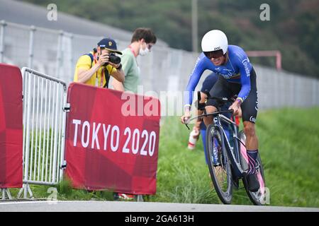 Oyama, Japan. Juli 2021. Radfahren: Olympiade, Oyama, Männer, Einzelzeitfahren auf dem Fuji International Speedway. Rigoberto Uran aus Kolumbien. Quelle: Sebastian Gollnow/dpa/Alamy Live News Stockfoto