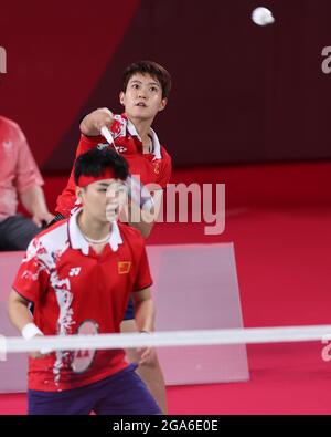 Tokio, Japan. Juli 2021. Du Yue und Li Yinhui aus China treten beim Doppel-Viertelfinale der Frauen im Badminton-Wettbewerb gegen Graysia Polii und Apriyani Rahayu aus Indonesien bei den Olympischen Spielen 2020 in Tokio, Japan, am 29. Juli 2021 an. Quelle: Yang Lei/Xinhua/Alamy Live News Stockfoto