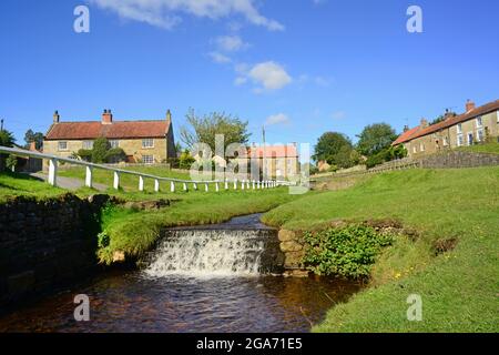 Hutton Beck in Hutton le hole North Yorkshire Moors, Großbritannien Stockfoto