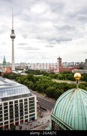 Der Berliner Dom, auch Evangelische Oberpfarrei und Stiftskirche genannt, ist eine monumentale deutsche evangelische Kirche. Stockfoto