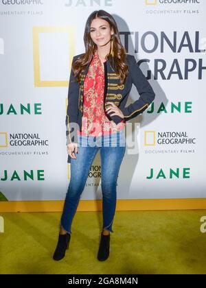 9. Oktober 2017, Hollywood, Kalifornien, USA: Victoria Justice nimmt an der Los Angeles Premiere von National Geographic Documentary Films''Jane' Teil (Kreditbild: © Billy Bennight/ZUMA Press Wire) Stockfoto