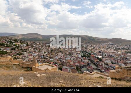 Blick auf die Stadt vom historischen Schloss Bayburt Stockfoto