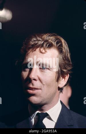 Antony Armstrong-Jones, 1. Earl of Snowdon (1930-2017), britischer Fotograf, Ehemann von Prinzessin Margaret, Kopf- und Schulterporträt, Bernard Gotfryd, 1965 Stockfoto