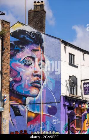 LIVERPOOL, UK - JULY 14 : Painted Building in London Road, Liverpool, Merseyside, England, UK on July 14, 2021 Stockfoto