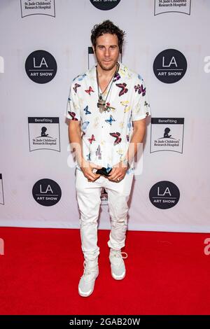 Los Angeles, USA. Juli 2021. Gregory Siff nimmt am 21. Juli 2021 an der jährlichen ERÖFFNUNGSGALA der LA Art Show 26 im LA Convention Center, Los Angeles, CA Teil.Quelle: Eugene Powers/Alamy Live News Stockfoto