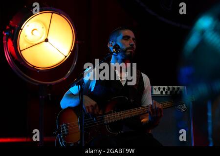 Rom, Italien. Juli 2021. Giacomo Rossetti Negrita während des Konzerts in der Villa Ada Roma Incontra il Mondo. (Foto: Domenico Cippitelli/Pacific Press/Sipa USA) Quelle: SIPA USA/Alamy Live News Stockfoto