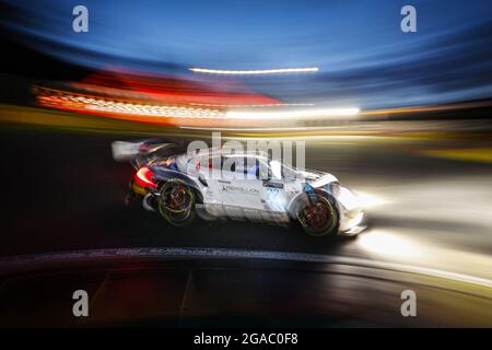 22 Campbell Matt (aus), Bamber Earl (nzl), Jaminet Mathieu (Fra), GPX Martini Racing, Porsche 911 GT3-R (911.II), Action während der TotalEnergies 24 Hours of Spa, 6. Lauf der Fanatec GT World Challenge Europe 2021 Powered by AWS, vom 28. Juli bis 1. August 2021 auf dem Circuit de Spa-Francorchamps, In Stavelot, Belgien - Foto Francois Flamand / DPPI Stockfoto