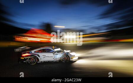 22 Campbell Matt (aus), Bamber Earl (nzl), Jaminet Mathieu (Fra), GPX Martini Racing, Porsche 911 GT3-R (911.II), Action während der TotalEnergies 24 Hours of Spa, 6. Lauf der Fanatec GT World Challenge Europe 2021 Powered by AWS, vom 28. Juli bis 1. August 2021 auf dem Circuit de Spa-Francorchamps, In Stavelot, Belgien - Foto Francois Flamand / DPPI Stockfoto