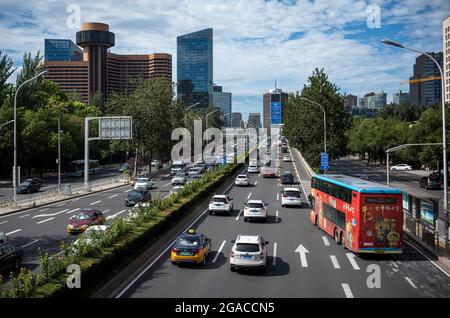 Peking, China. Juli 2021. Blick auf die Innenstadt von Peking, China am 30/07/2021 von Wiktor Dabkowski Credit: dpa/Alamy Live News Stockfoto