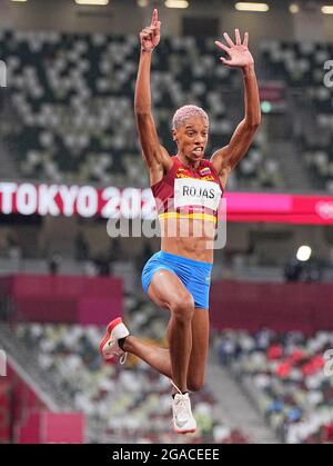 Tokio, Japan. Juli 2021. Leichtathletik: Olympische Spiele, Dreisprung, Frauen, Yulimar Rojas aus Venezuela. Quelle: Michael Kappeler/dpa/Alamy Live News Stockfoto