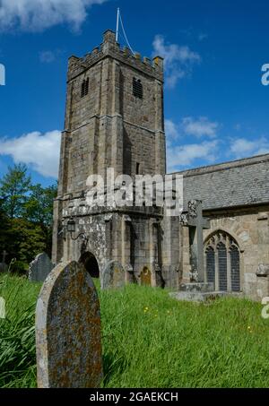 Die Kirche des Erzengels St. Michael in Chagford am Dartmoor in Devon Stockfoto