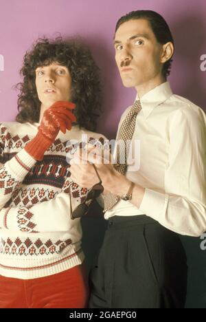 FUNKEN American Pop-Musik-Duo im Jahr 1974 mit Ron Mael rechts und Bruder Russell. Foto: Tony Gale Stockfoto